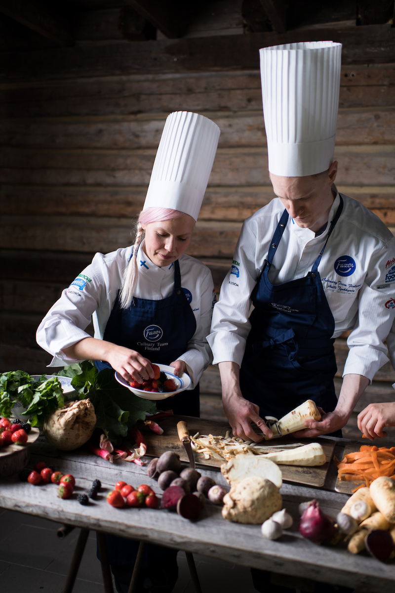 fazer-culinary-team-members-preparing-food