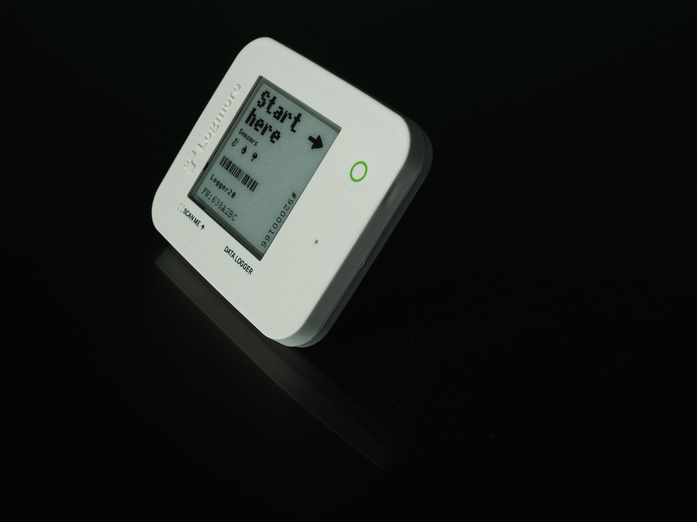 Logmore Gen2 QR data logger for pharmaceutical shipment monitoring
